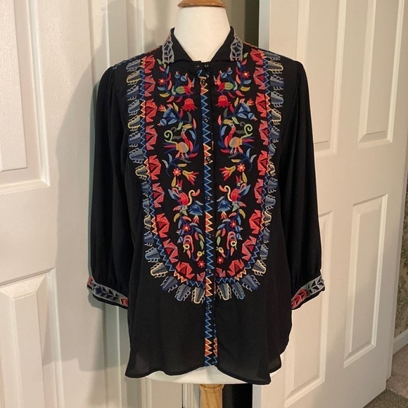 NWOT Johnny Was Embroidered Black Button Down Silk Blouse Size Medium - Picture 1 of 11
